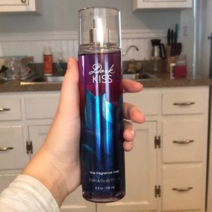 NEW Bath & Body Works Dark Kiss